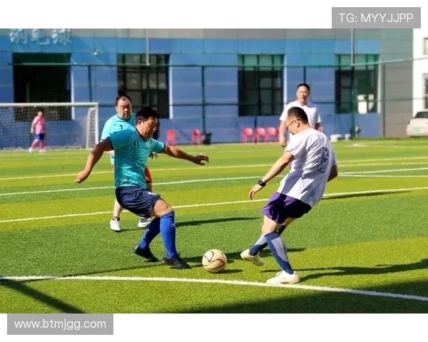 武汉羽毛球队的默契配合与战术探讨:聚焦团队协作的力量与技巧 武汉羽毛球队的默契配合与战术探讨:聚焦团队协作的力量与技巧