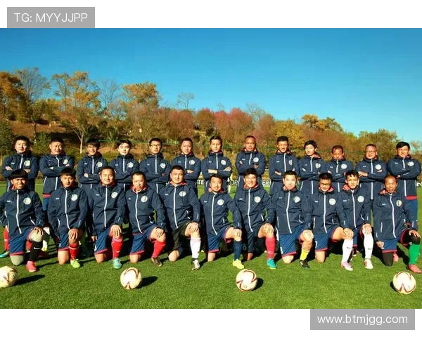 杭州足球队防守革新之路：战术创新与团队协作的完美结合